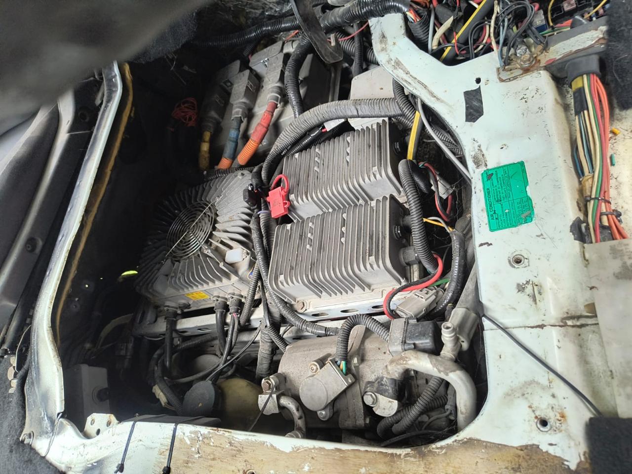 Nissan Urvan 2007 - motor eléctrico